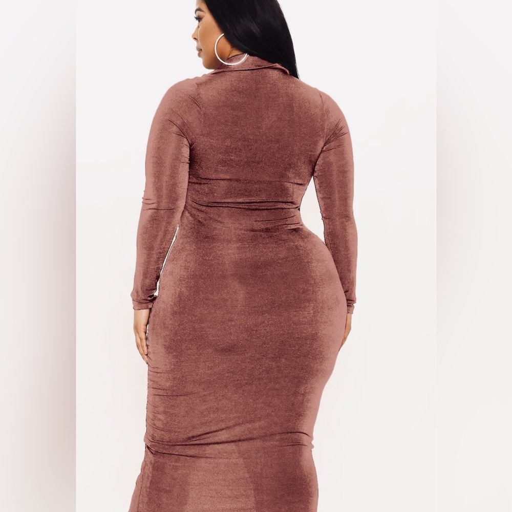 Fashion Nova silky, smooth, long sleeve slinky maxi dress - Picture 6 of 7